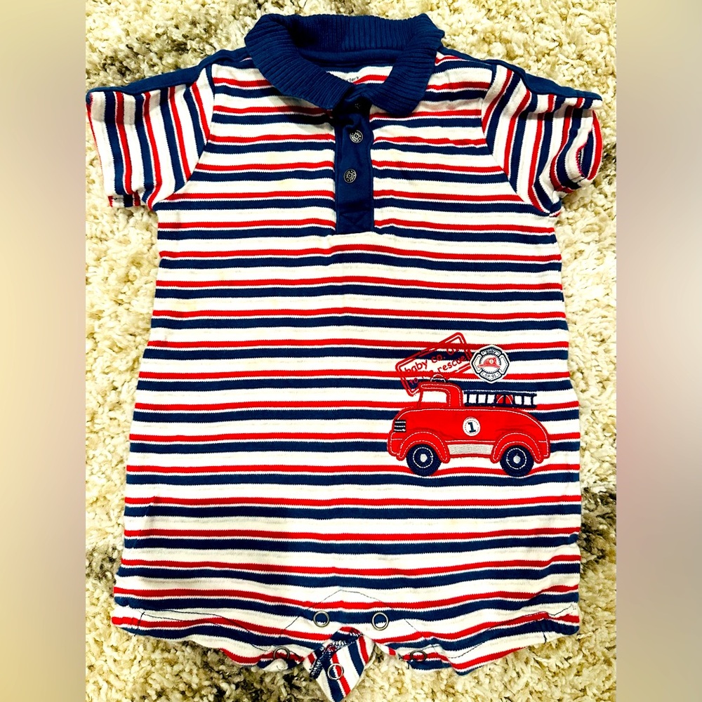 Carter’s One-Piece Shorts Romper, Fire Truck, Baby Boy, Size 9 Months